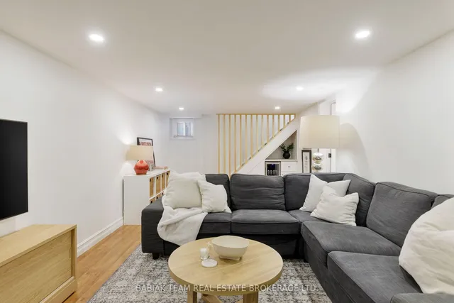 Additional image 34 of 17 Reid  Manor N/A