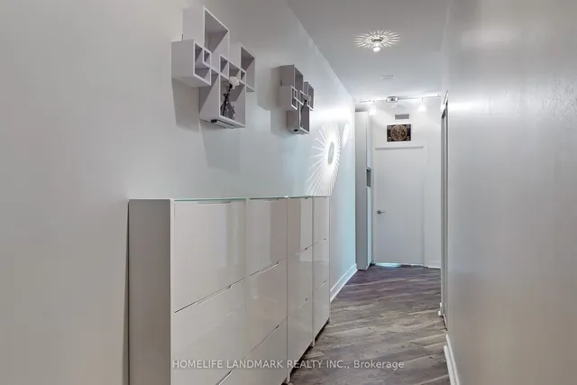 Additional image 26 of 33 Bay St Unit 4304