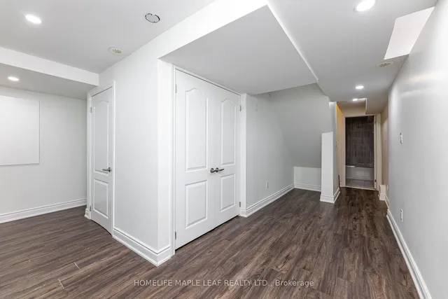 Additional image 35 of 2 Cedarland Rd