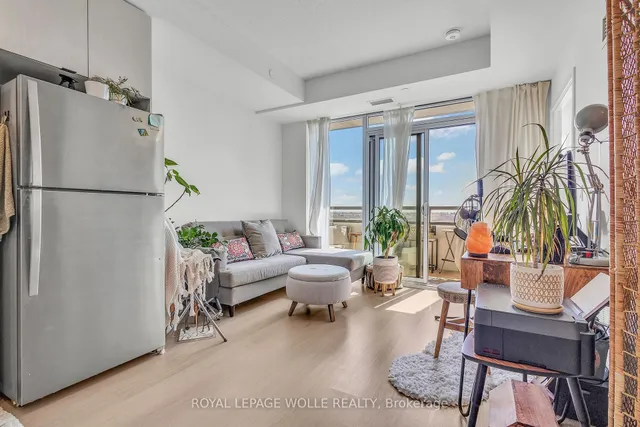 Additional image 17 of 859 The Queensway N/A Unit 412