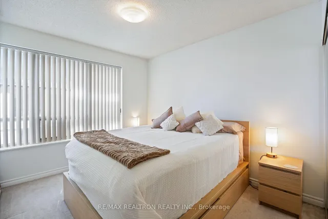 Additional image 9 of 270 Wellington St Unit 1105