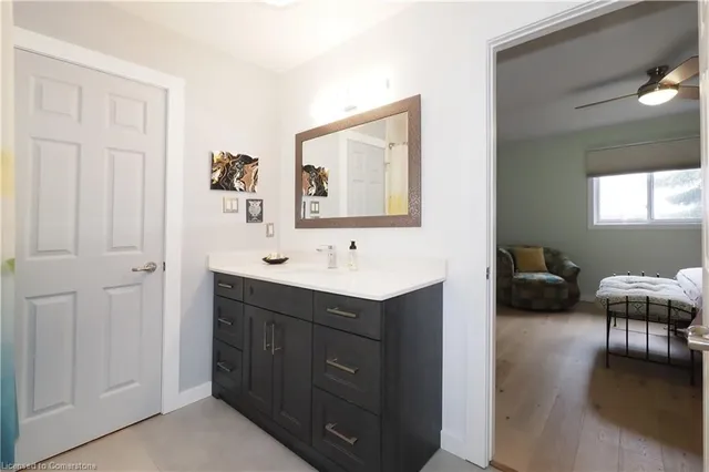 Additional image 30 of 15 Windermere Crt