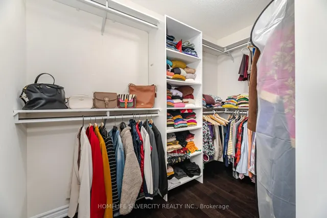 Additional image 18 of 13 Fenchurch Dr