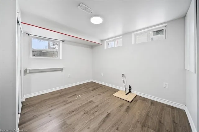 Additional image 34 of 40 Donald St