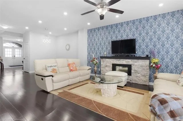 Additional image 8 of 16 Weathering Hts