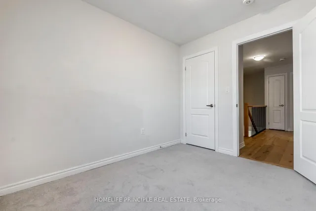 Additional image 29 of 21 Arcola St