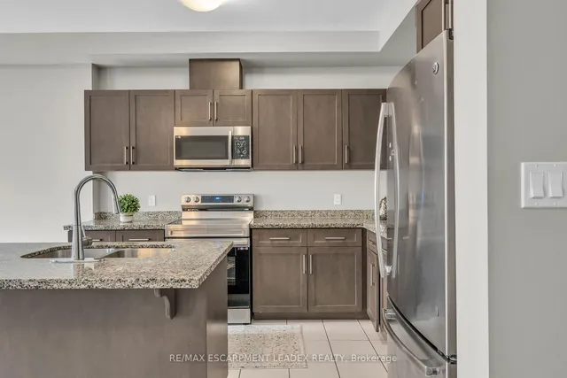 Additional image 7 of 71 Sonoma Valley Cres