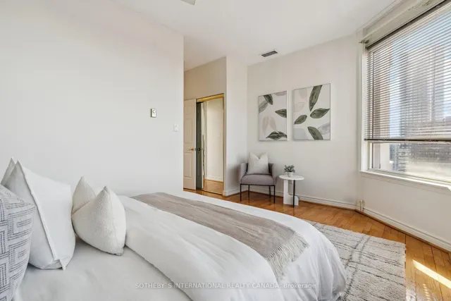 Additional image 25 of 30 Greenfield Ave Unit PH11