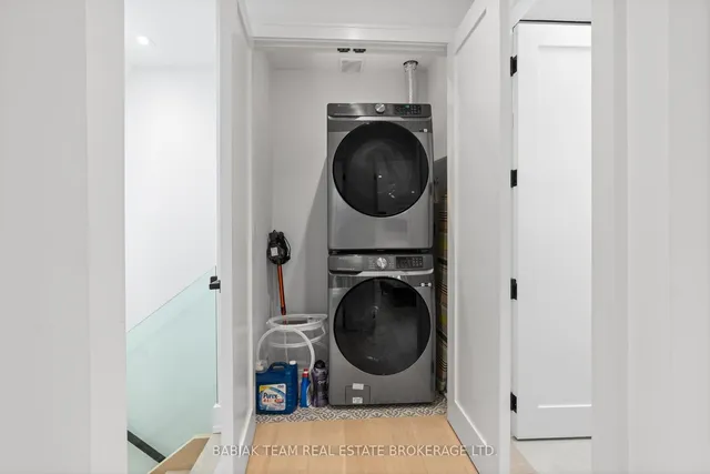 Additional image 27 of 37 Boustead Ave