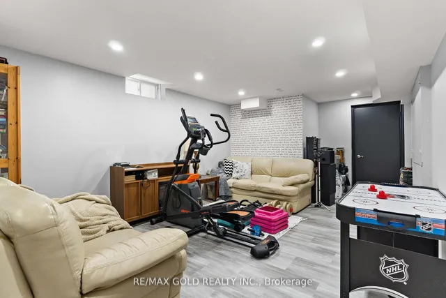 Additional image 46 of 7 Powell Dr