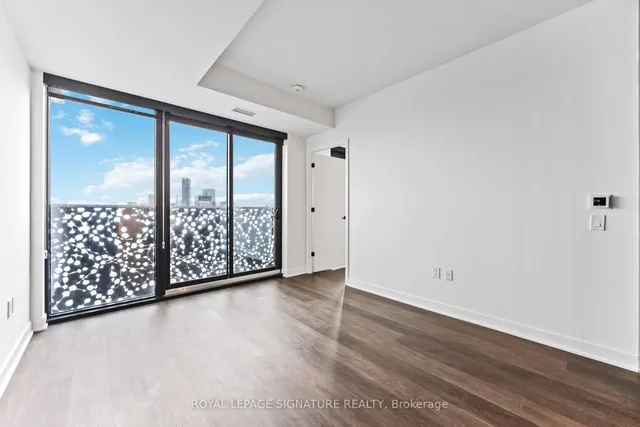 Additional image 10 of 55 Charles St Unit 4204