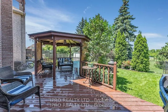 Additional image 31 of 155 Bighorn Cres