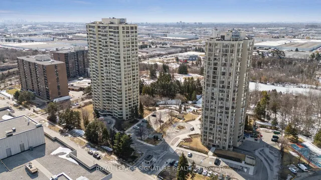 Additional image 41 of 8 Lisa St Unit PH2907