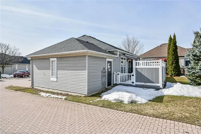 Additional image 46 of 86 Silverbirch Blvd