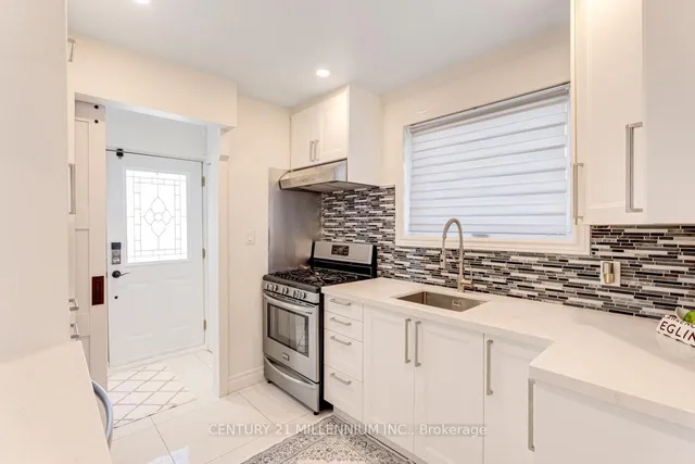 Additional image 12 of 61 Newlands Ave