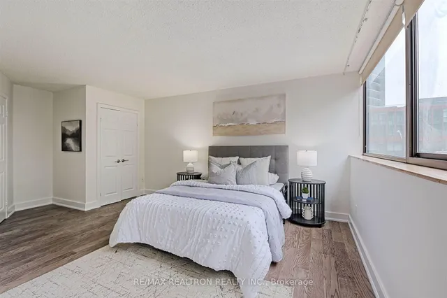 Additional image 20 of 15 Mcmurrich St Unit 204