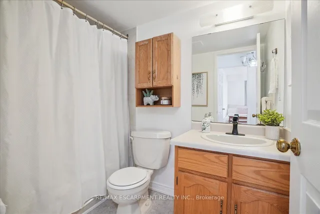 Additional image 18 of 432 Main St Unit 504