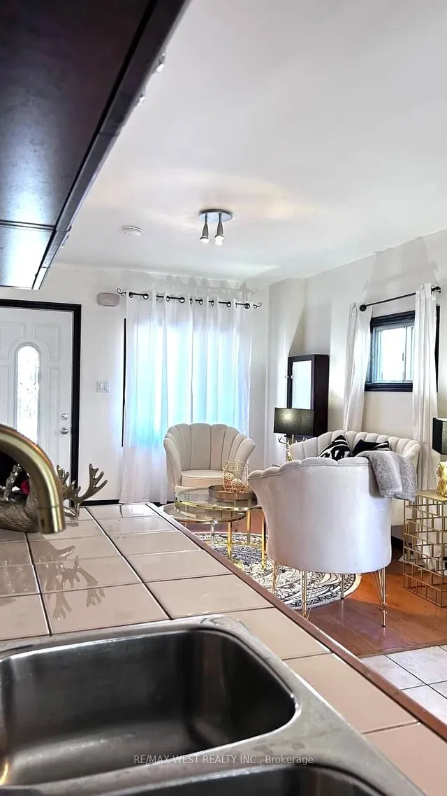 Additional image 10 of 15 Fourteenth St