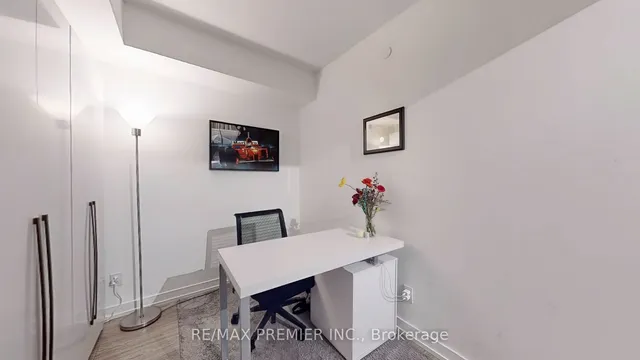 Additional image 22 of 19 Western Battery Rd Unit 3203