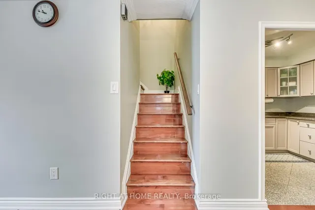 Additional image 25 of 366 The East Mall N/A Unit 103