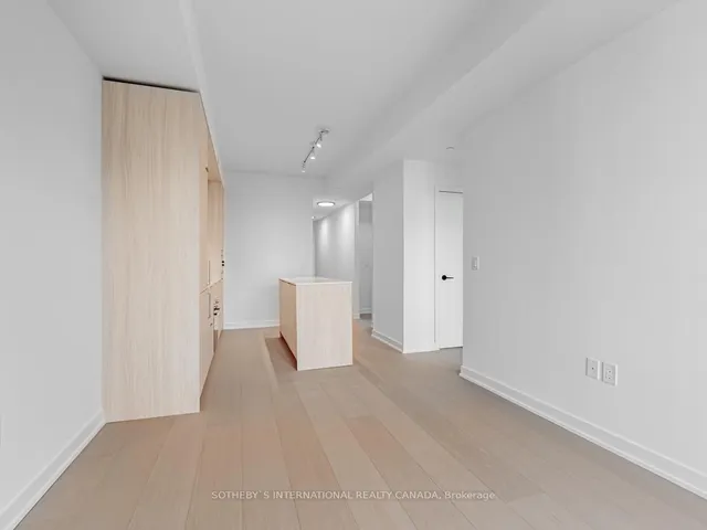 Additional image 8 of 123 Portland St Unit 1001