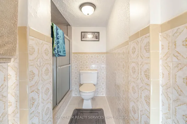 Additional image 40 of 26 Jubilee Cres