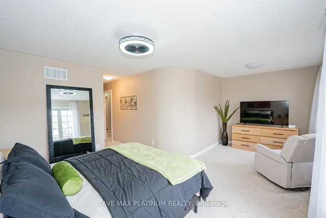 Additional image 17 of 12 Hatton Crt