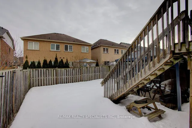 Additional image 36 of 27 Portrush Tr