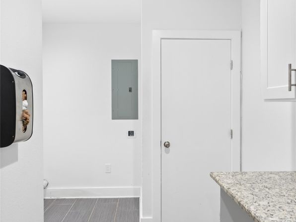 Additional image 13 of 926 S Waverly Dr, Dallas, TX 75208