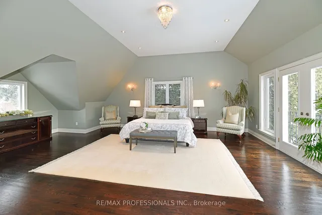 Additional image 21 of 163 Martin Grove Rd