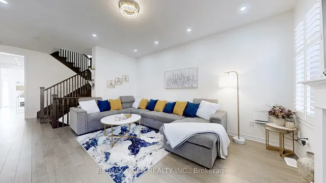 Additional image 11 of 644 Kennedy Circ