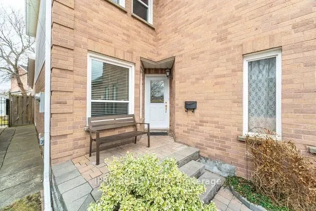 Additional image 4 of 117 Ecclestone Dr