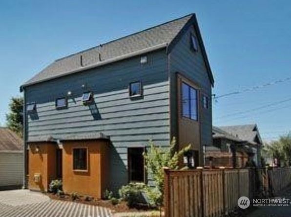 7936 Densmore Avenue N, Seattle, WA 98103