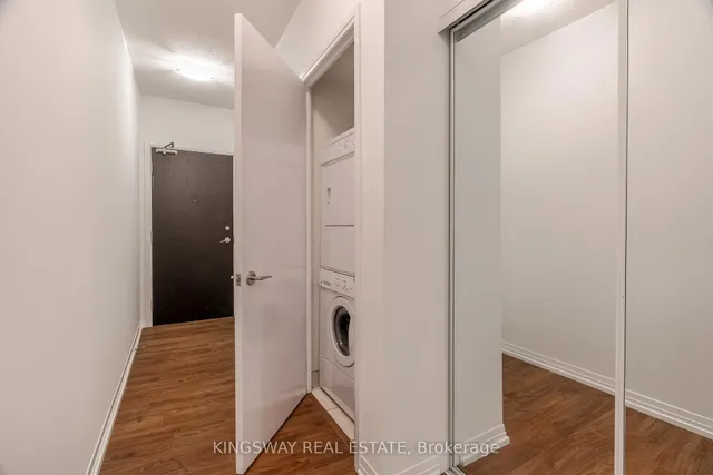 Additional image 3 of 25 Cole St Unit 1709