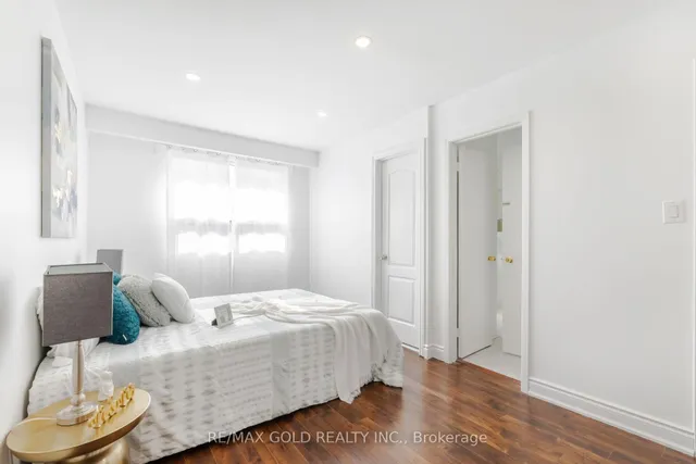 Additional image 36 of 7560 Goreway Dr Unit 18