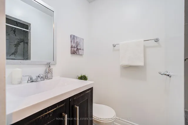 Additional image 19 of 16 Clayland Dr