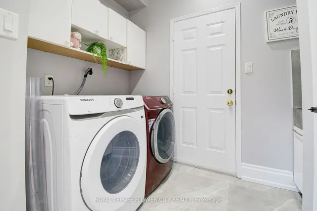 Additional image 37 of 82 Mint Leaf Blvd