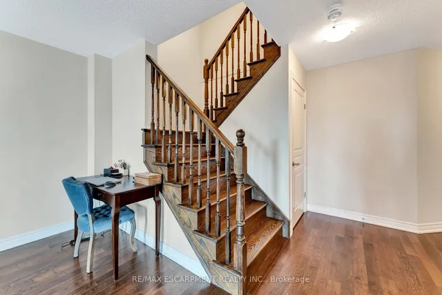 Additional image 24 of 19 COLORADO Blvd