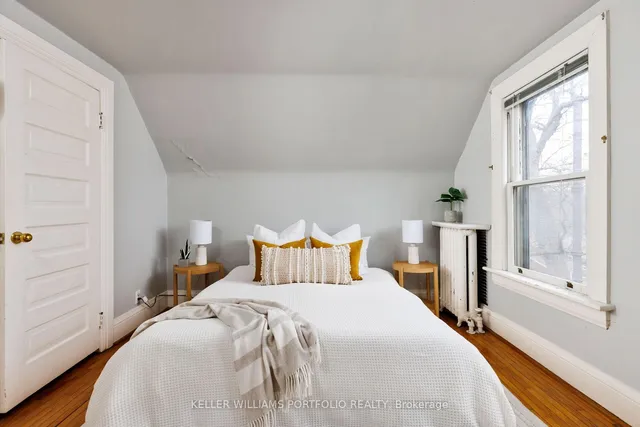 Additional image 44 of 220 Howard Park Ave