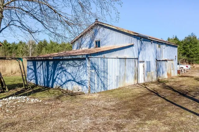 Additional image 33 of 986 Westover Rd