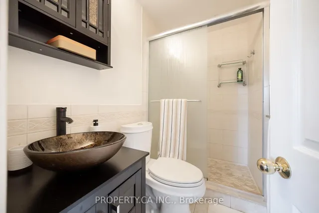 Additional image 18 of 5937 Bathurst St Unit 7