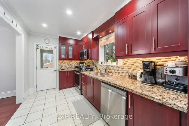 Additional image 7 of 2067 Eglinton Ave
