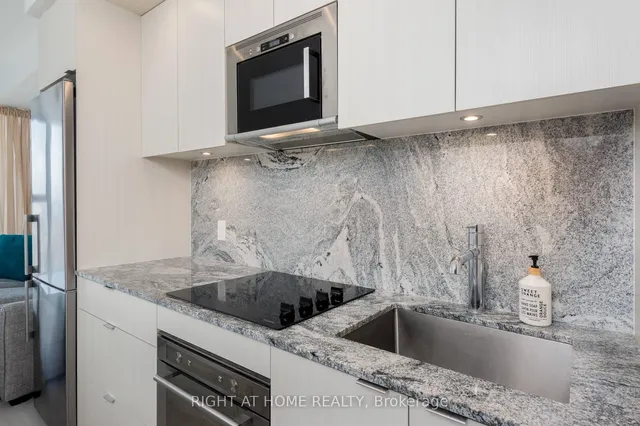 Additional image 16 of 30 Inn On The Park Dr Unit 3101