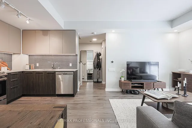 Additional image 16 of 15 Brin Dr Unit TH13