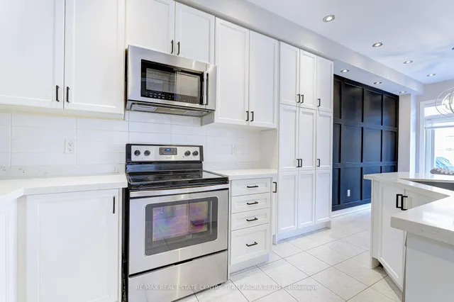 Additional image 12 of 37 Coastline Dr