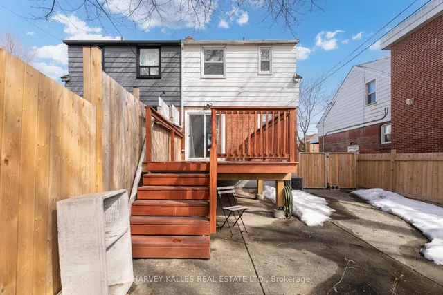 Additional image 24 of 562 Royal York Rd