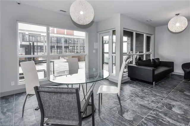 Additional image 27 of 1 Victoria St Unit 1413