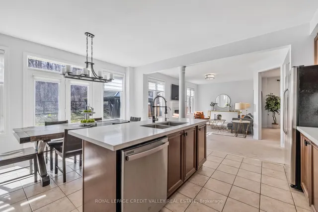 Additional image 17 of 14 Larande Crt