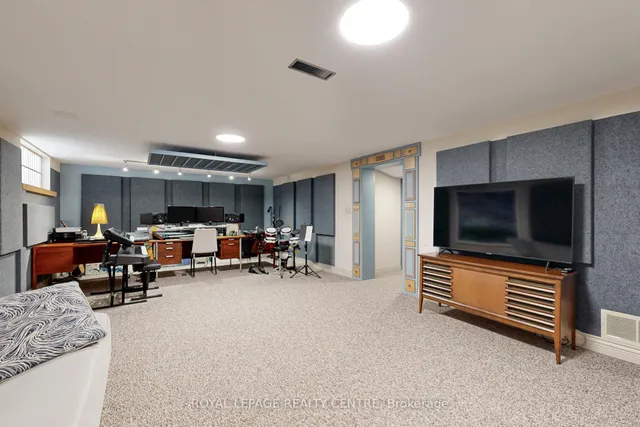 Additional image 25 of 23 Templar Dr