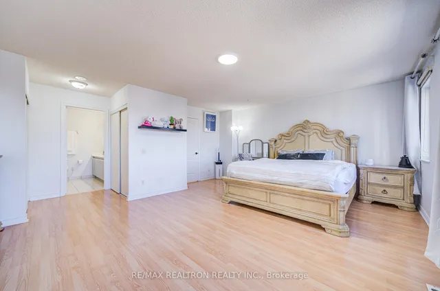 Additional image 31 of 119 Omni Dr Unit 18